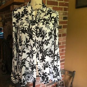 Apt 9 tan with white stripes, black flowers